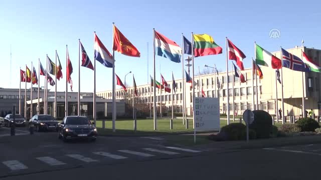 Milli Savunma Bakanı Canikli, Fransa Savunma Bakanı Parly ile Görüştü