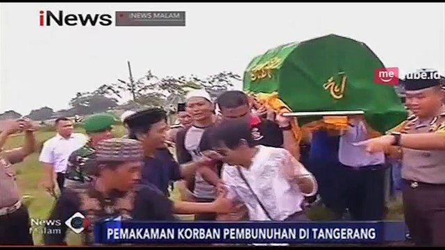 Isak Tangis Iringi Pemakaman Korban Pembunuhan di Tangerang