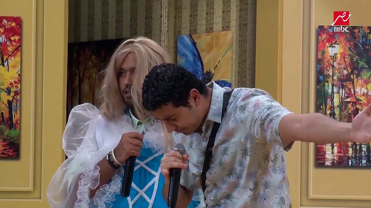 أنور بيتريق على تقليد بسيط لشيرين رضا في كليب  3 دقات