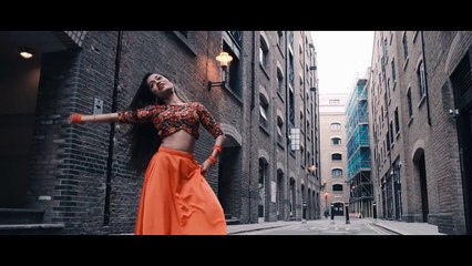 Udi Udi Jaye   Raees   Garba Bollywood   Navratri Special