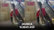 La manera más loca de subir unas escaleras automáticas
