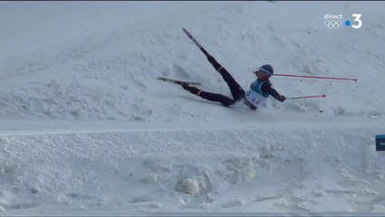 JO 2018 : Ski de fond - 10 km libre femmes. La chute de la Nord-Coréenne Ri