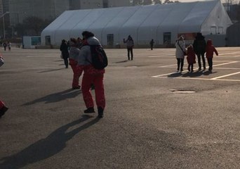 High Winds Buffet Crowd at Winter Olympics