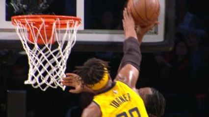 Block of the Night: Myles Turner