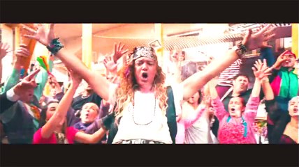 Şili Macerası - Gun Shy (2017) Fragman