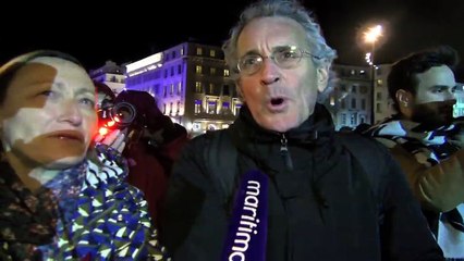 Un petit bisou ? Les Marseillais n'ont pas fait les timides hier soir.