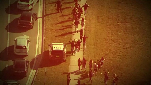 Tiroteios em escolas tornaram-se parte do quotidiano