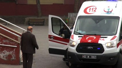 Yedikleri şekerden zehirlenen 8 öğrenci hastaneye kaldırıldı