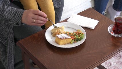 Baba ve üç kızı 'çölyak'la mücadele ediyor - TRABZON