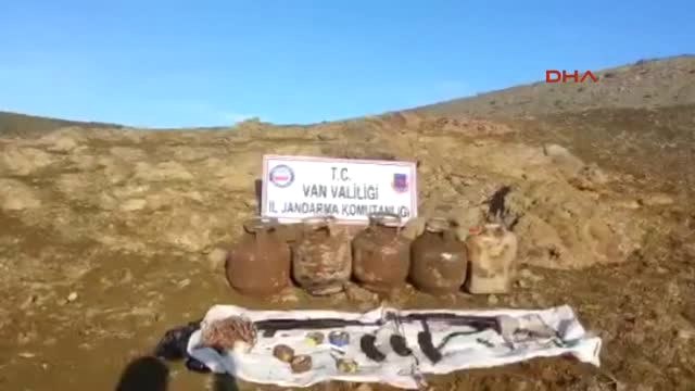 Van'da, PKK'ya Ait Silah, Mühimmat ve Patlayıcı Ele Geçirildi