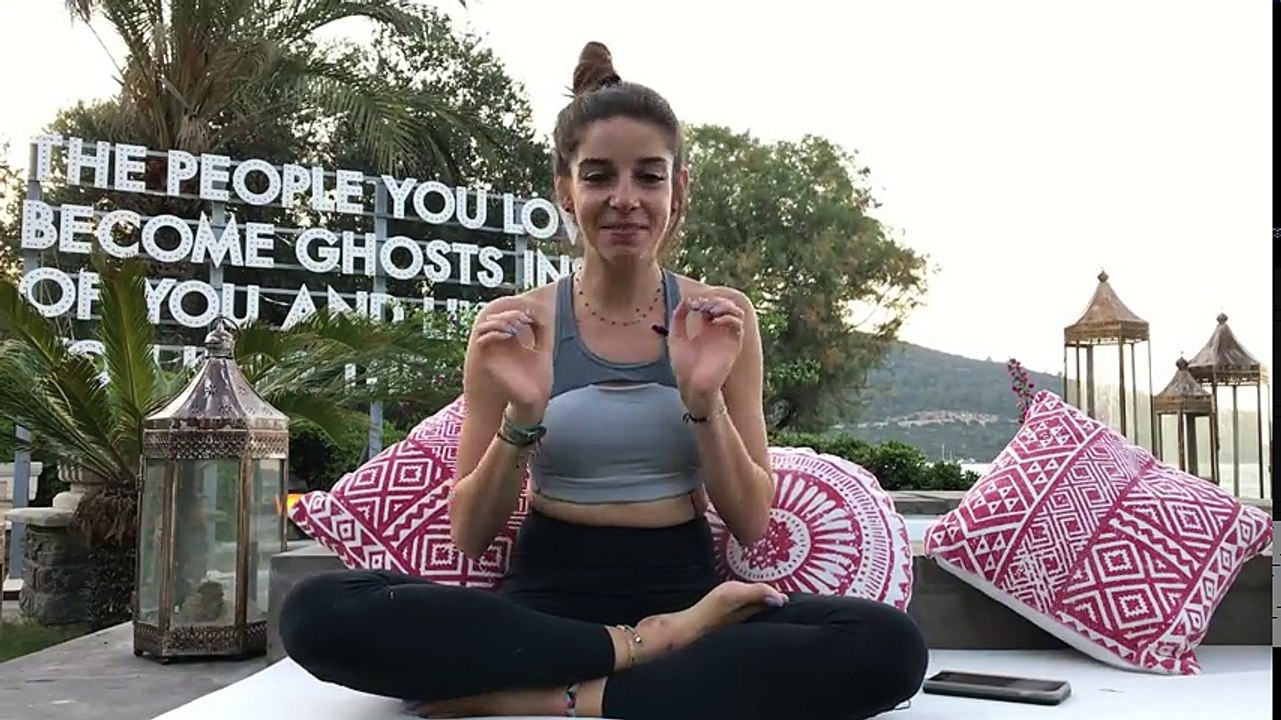 Temel Seviye AKIŞ YOGASI ♥ Her Yerde Yoga Serisi  1