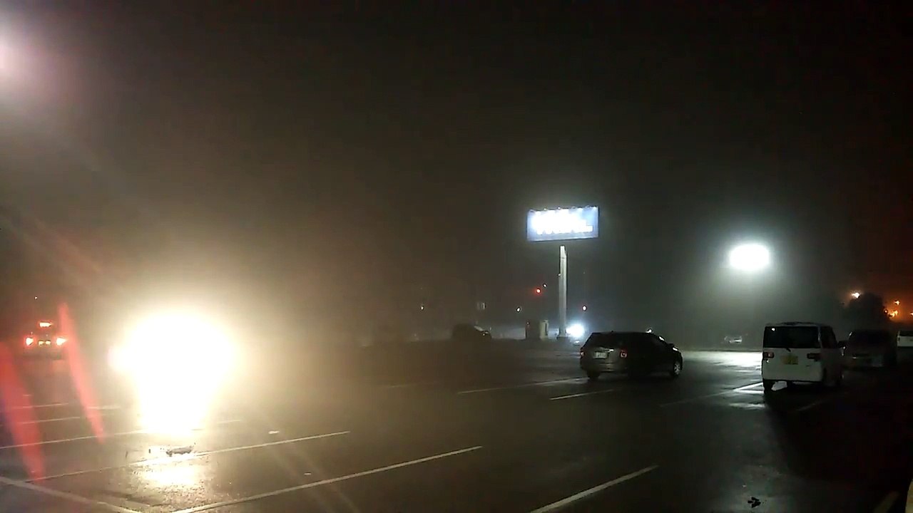 福岡で濃霧発生！小竹町！