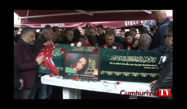 Türk halk müziği sanatçısı Nuray Hafiftaş son yolculuğuna uğurlanıyor