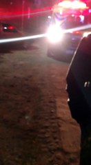 Mujer es arrastrada por taxi de Toluca al intentar salvar su vida