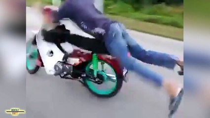 Motorcycle FAILS Compilation - part 4 || MonthlyFails 2016