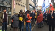 La Roche. Manifestation contre les fermetures de classes en  Vendée.