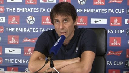 Télécharger la video: FOOTBALL: Premier League: Morata is a 'key part of tactical plans' for Chelsea - Conte