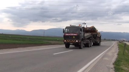 Sınır Birliklerine Askeri Araç Sevkıyatı Devam Ediyor