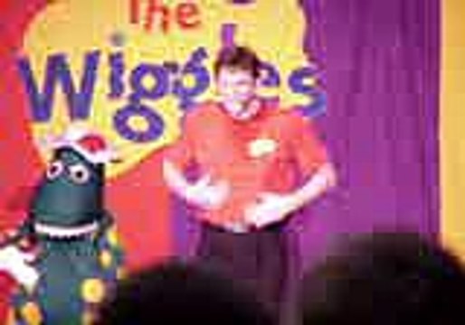 The Wiggles- Wiggly Medley (Live 2000/2001)