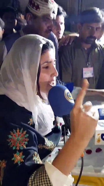 Ayesha Gulalai Full Sppech in Taunsa Sharif Jalsa