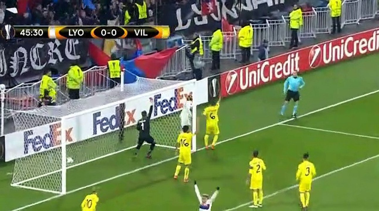 Résumé Lyon - Villarreal buts Fékir et Depay Memphis  (3-1)