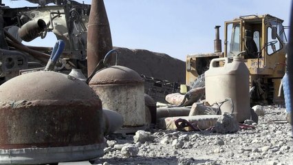 Desperate to come home, Syrians brave IS mines in Raqa