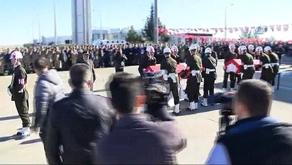 Selde şehit olan askerler memleketlerine uğurlandı