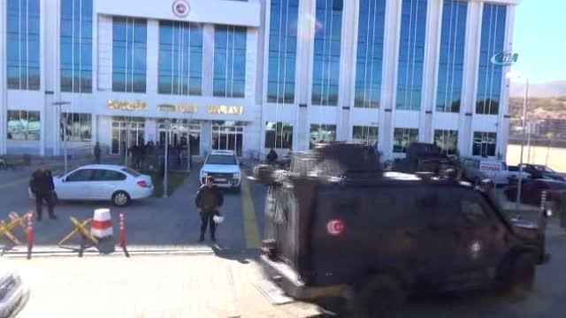 Ankesörlü Telefondan Bağlantı Kuran 10 Askere Fetö Gözaltısı