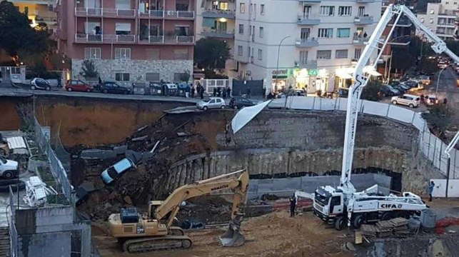 Les images de l'impressionnant cratère qui a englouti une rue entière à Rome
