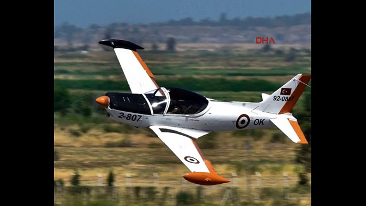 İzmir´de askeri uçak düştü! 2 askerimiz şehit oldu