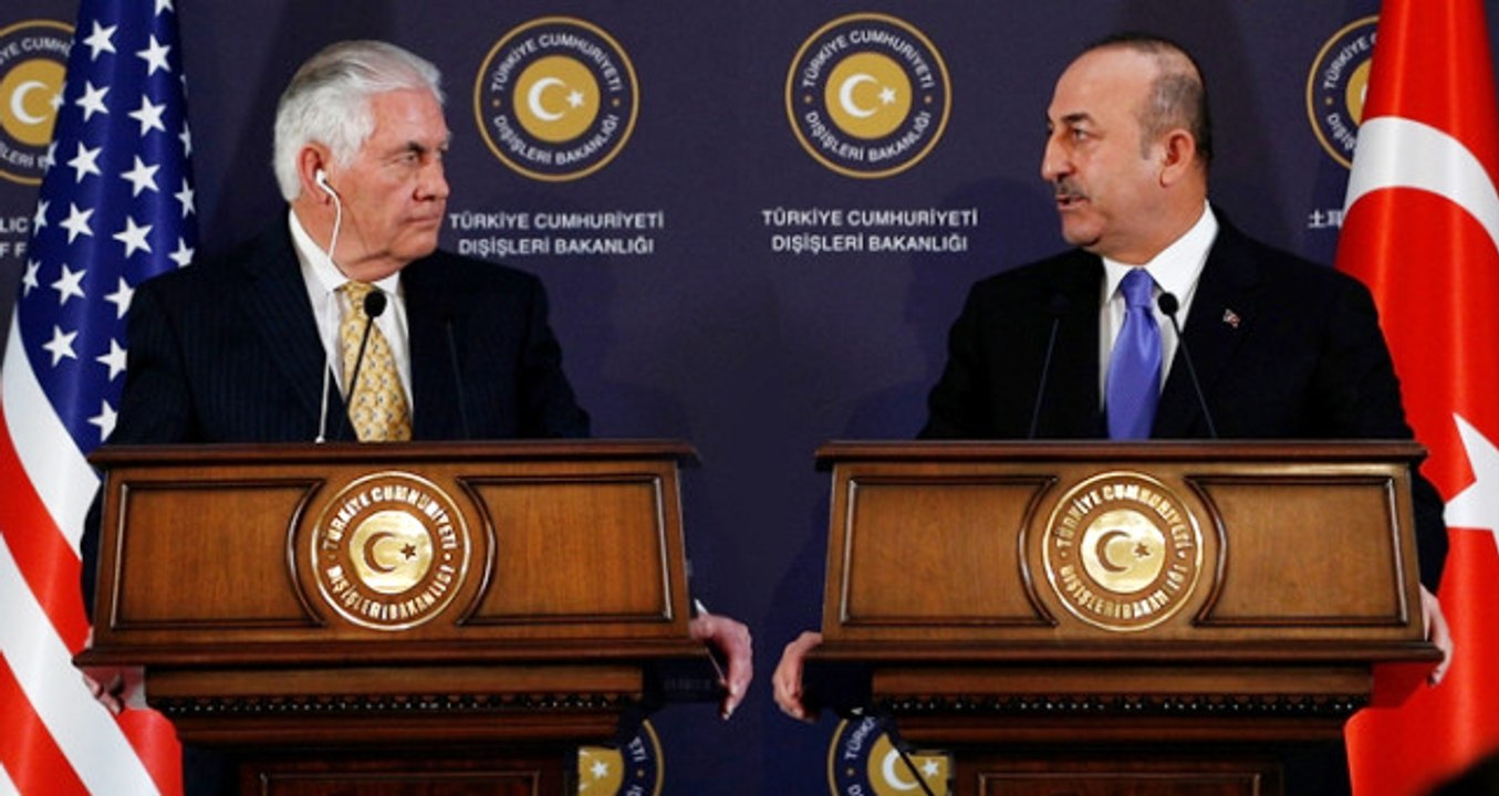 Son Dakika! ABD'li Mevkidaşı Tillerson ile Görüşen Çavuşoğlu'ndan Açıklama: YPG'nin Menbiç'ten Çıkması Lazım