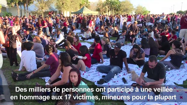 Floride: veillée en hommage aux victimes de la fusillade