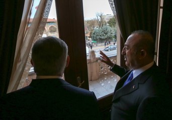 Çavuşoğlu, Tillerson'a Önce Gazi Meclis'i Gösterdi Sonra Masaya Oturdu