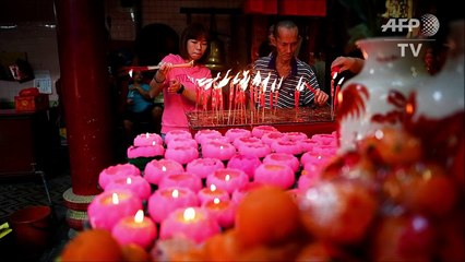 المواطنون في ماليزيا يحتفلون بالعام القمري الجديد