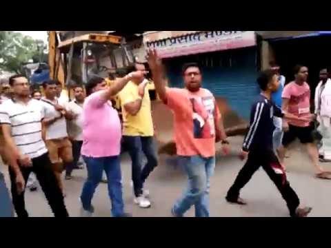 हरिद्वार में अतिक्रमण हटाने के विरोध में व्यापारियों ने बंद कराया बाजार