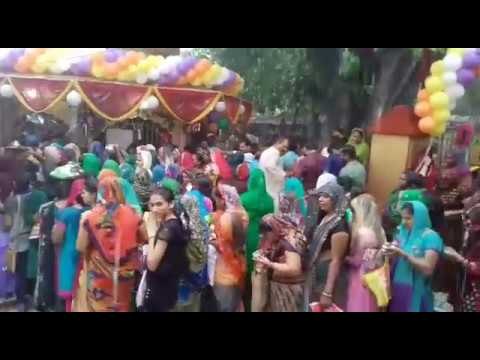 सावन के पहले दिन हरहर महादेव के जयकारों की बीच हुआ शिव का जलाभिषेक