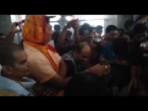 झमाझम बारिश में आस्था के जल से हुआ भोले का जलाभिषेक