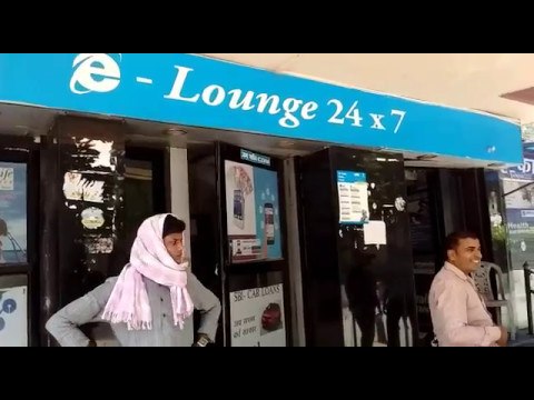 Allahabad people are in trouble for no cash in atm