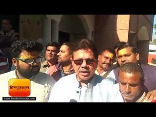 Скачать видео: तीर्थ पुरोहित सरकार के इस फैसले के विरोध में उतरे II Protests against the acquisition of temple