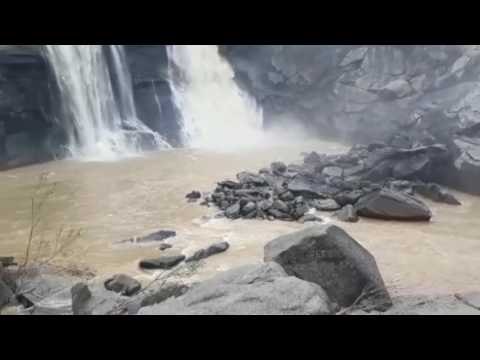 पूरे शबाब में है रांची का प्रसिद्ध हुंडरू फॉल II Hundru falls in full swing, Jharkhand jh Ranchi