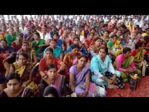 इलाहाबाद ने शिक्षामित्रों ने शुरू किया बेमियादी धरना