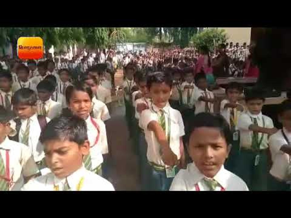 गांधीजी के सपनों का भारत बनाएंगे, चारों तरफ स्वच्छता फैलाएंगे