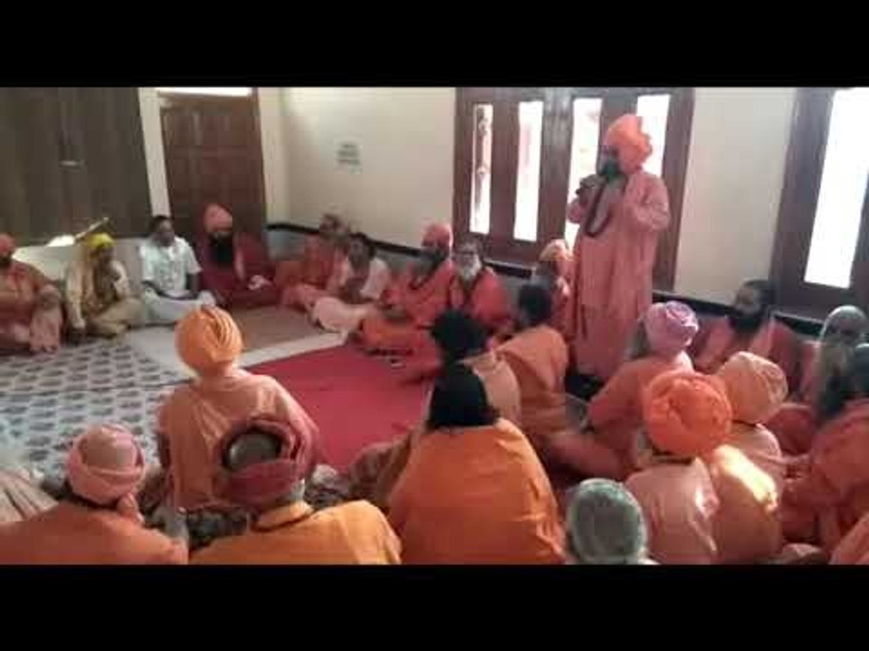 अखाड़ा परिषद दिवाली के बाद जारी करेगा फर्जी बाब...