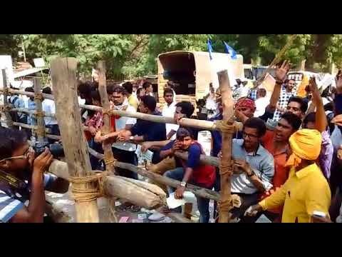 इलाहाबाद छात्रसंघ चुनाव में नामांकन