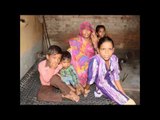 गांधीजी के गांव में इज्जत घर के लिए महिलाओं की जंग