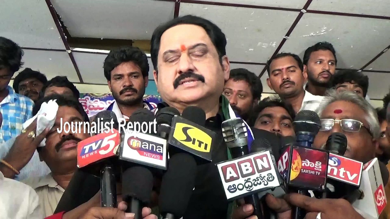 Actor Suman Sensational Comments on AP Political Parties