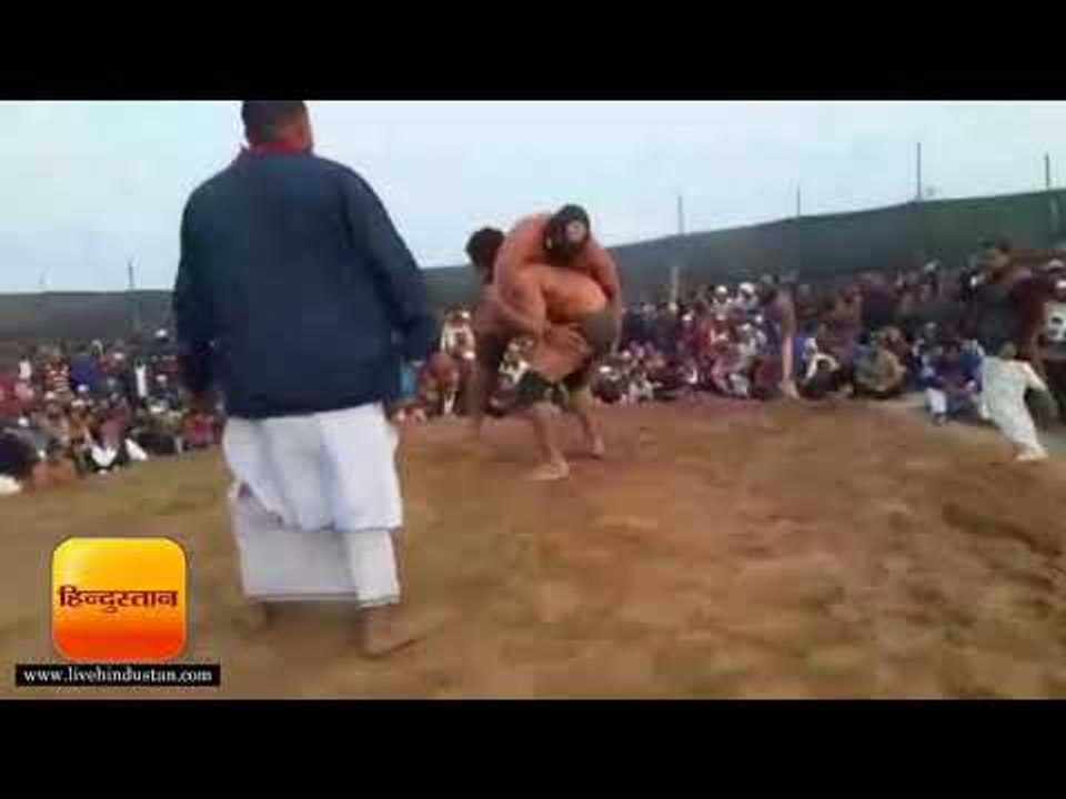 ऊधमसिंह नगर में नकाब पहनकर कुश्ती लड़ रहे महाराष्ट्र के पहलवान