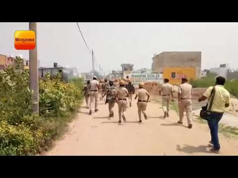 प्रद्युम्न हत्याकांड: स्कूल के बाहर पैरेंट्स पर पुलिस का लाठीचार्ज