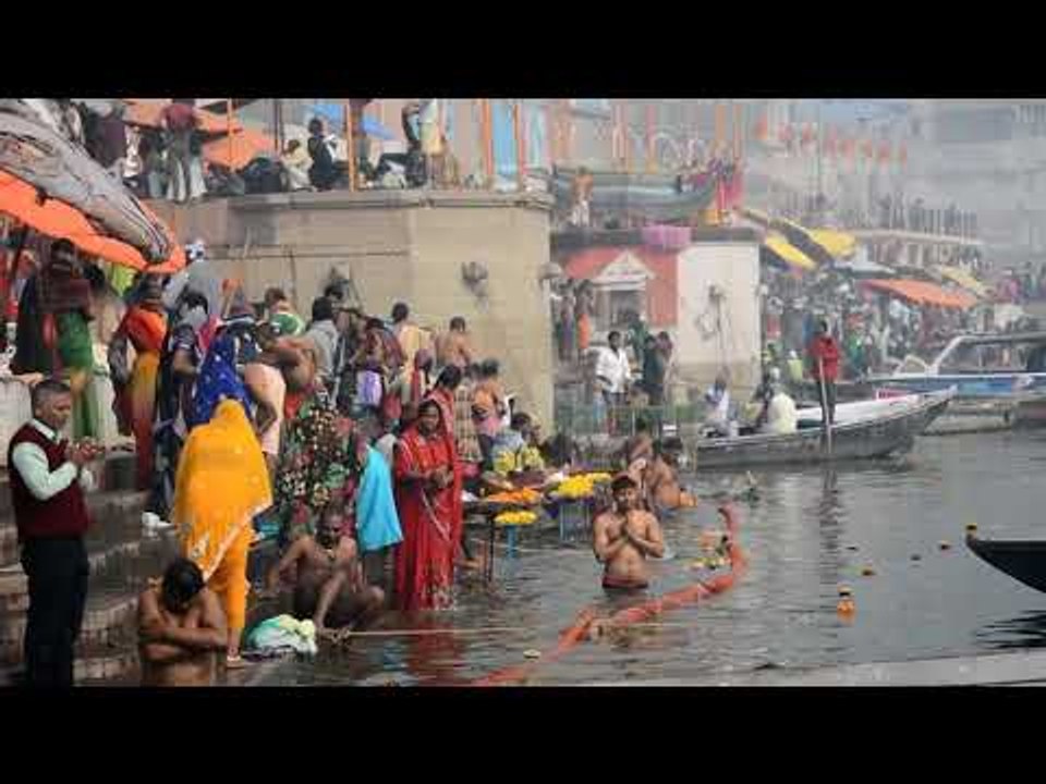 मौनी अमावस्या पर लाखों श्रद्धालुओं ने लगायी आस्...