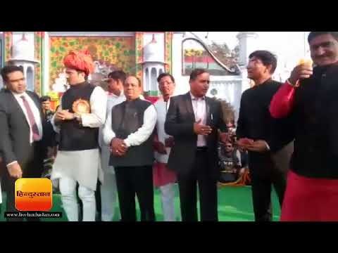 धूमधाम से हुआ अलीगढ़ नुमाइश का आगाज़ II Aligarh festival begins with pomp
